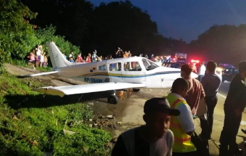 Aeronáutica Civil investiga aterrizaje de emergencia de aeronave en la autopista Panamá-Colón
