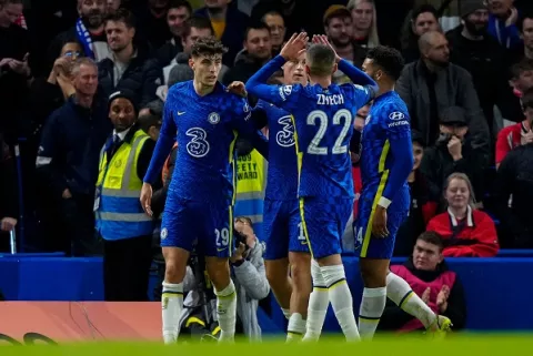 Chelsea pasa en penales y Arsenal supera al Leeds United en la Copa Carabao
