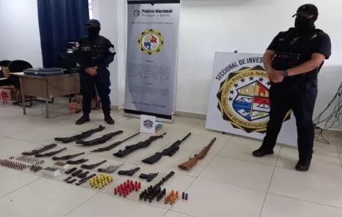 Decomisan quince armas de fuego en varios allanamientos en el distrito de David, Chiriquí