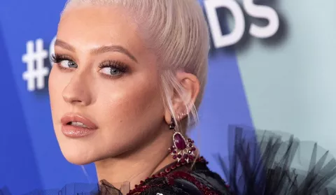 Christina Aguilera canta en español con Becky G, Nicki Nicole y Nathy Peluso