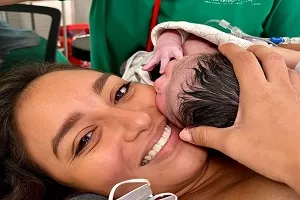 Demi Becerra le da la bienvenida a su segunda hija 