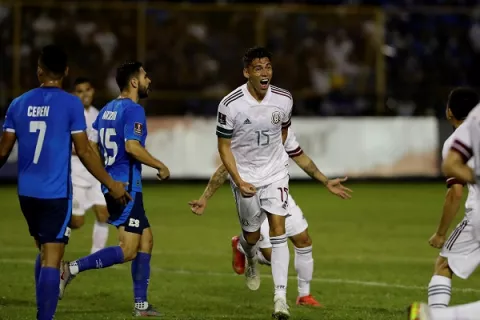 México se mantiene en la cima; Estados Unidos remonta y Jamaica hace historia en Concacaf