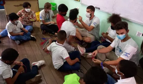'Heroes for Life': Jóvenes de Israel renuevan escuelas en la ciudad de Panamá