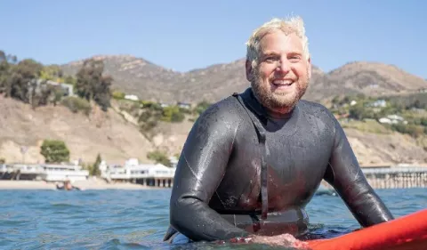 Jonah Hill establece límites con sus seguidores