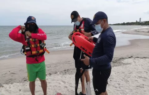 Buscan a bañista desaparecido en Playa Ensenada, distrito de San Carlos