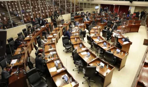 Rechazan informes de minoría que pedían regresar reformas electorales a primer debate