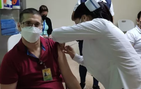 Covid-19 mantiene a 41 pacientes en UCI; una muerte se reportó en las últimas horas