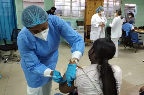 Panamá notifica 175 nuevos casos y 2 muertes por la covid-19