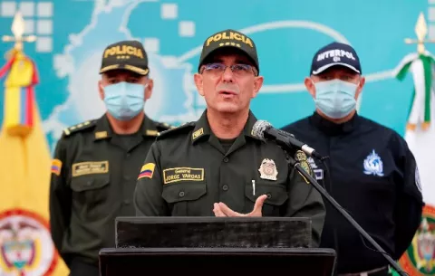 Disidentes de las FARC se reúnen con narcos mexicanos en Venezuela, dice Colombia