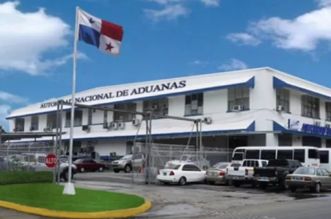 Cena aprueba pago de incentivos a funcionarios de aduanas