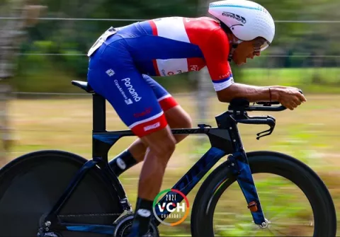 Franklin 'El Águila' Archibold se lleva la tercera etapa de la Vuelta a Chiriquí