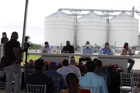 Agrosilos, S.A. realiza ceremonia de inauguración de tres nuevos silos en Chepo