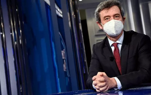 Debate sobre el cannabis divide a los partidos políticos de Italia