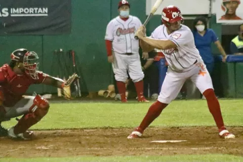 Chiriquí pega primero a Panamá Metro en la final del béisbol mayor