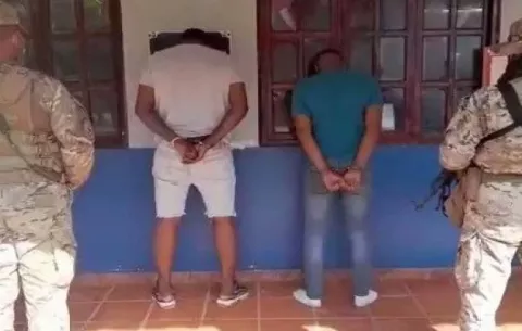 Caen los dos asaltantes de un camión de reparto en Colón