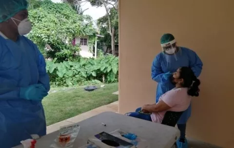 Panamá acumula 476,611 casos de la covid-19 y 7,358  decesos