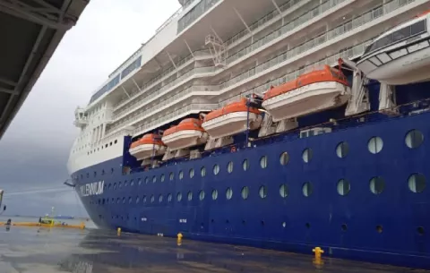 ¡Temporada de cruceros! El Celebrity Millenium llega a Colón con 1,429 pasajeros 