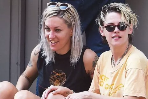 Kristen Stewart y la guionista Dylan Meyer se han comprometido