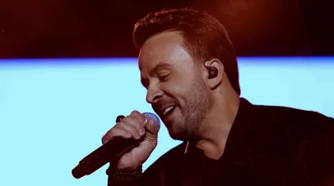 Luis Fonsi lanza un nuevo tema animando al perdón y la reconciliación