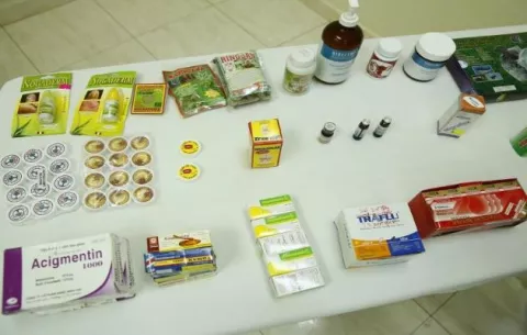 Minsa detecta medicamentos de dudosa procedencia en farmacias en Calidonia y Santa Ana