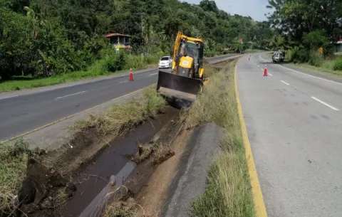 Alcaldías de La Chorrera, Capira y Chame asumen las responsabilidades del MOP