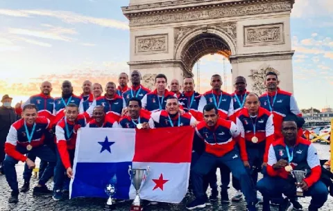 Panamá gana invicto torneo internacional de fútbol en Francia