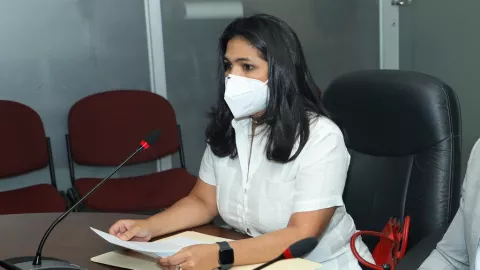 Directora de Aduanas calificó de innecesario el paro y advierte procesos disciplinarios