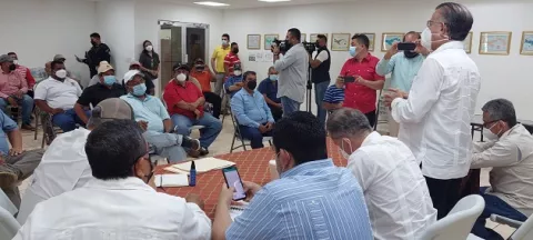Productores chiricanos y el Mida logran acuerdo