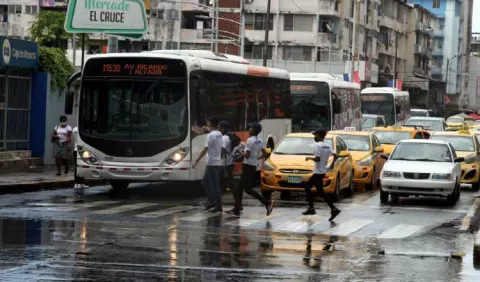 Transportistas califican como irrisorio monto del subsidio al sector
