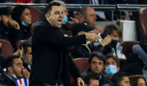 Xavi logra angustiosa victoria en su estreno con el Barcelona y  cumple con lo prometido 