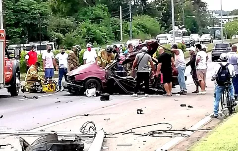 Cinco heridos y una víctima fatal deja aparatoso accidente en Las Lomas, Chiriquí