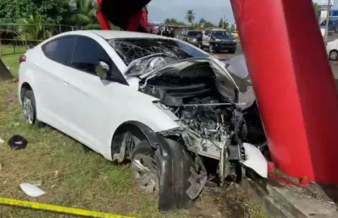 Se registran cinco lesionados en confuso accidente vehicular en Colón 
