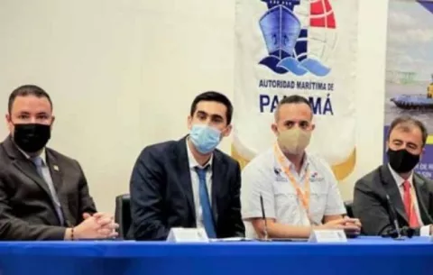 AMP suscribe memorándum de entendimiento con empresa líder en servicio de remolcadores