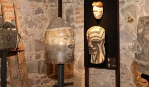 'África: el espíritu de los dioses', exhibición de piezas de diferentes tribus y regiones africanas