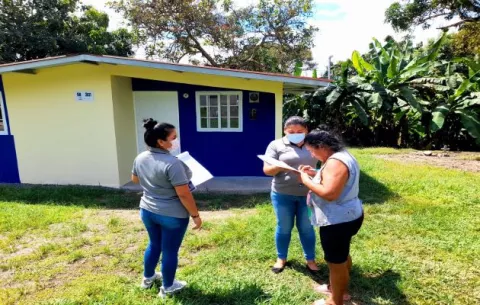 Después de tres años de espera 50 familias de Chame y San Carlos recibirán una casa de interés social
