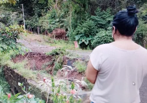 Ante riesgo de colapso total, clausuran vía interna en Guadalupe de La Chorrera  