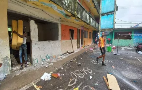Preparan la hoja de ruta para demoler 50 edificios en mal estado en Colón