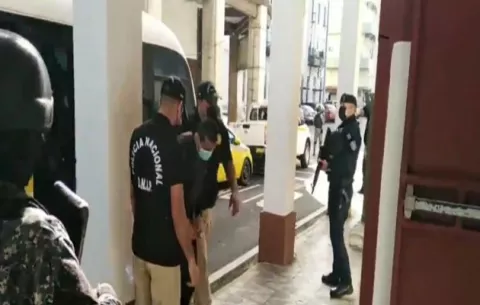 Bajo fuertes medidas de seguridad se reanuda el juicio oral de la "Masacre del búnker" de Espinar