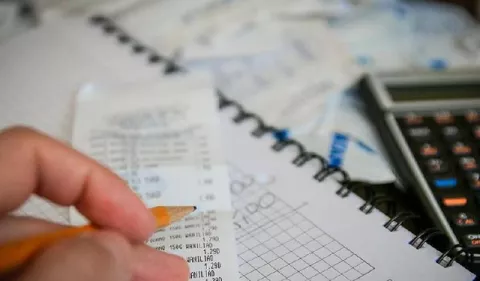 Consejos para aprender a controlar sus gastos  