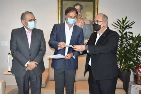 Contraloría General refrenda acuerdo de cesión de la Ciudad de la Salud