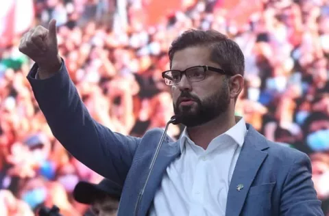 América y el mundo dicen que Chile 'dio ejemplo' en triunfo de Gabriel Boric