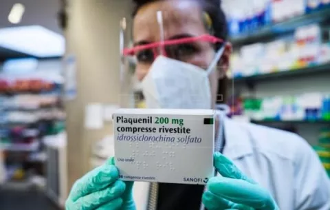 Caja de Seguro Social prohíbe tratamiento con hidroxicloroquina e ivermectina contra la Covid-19