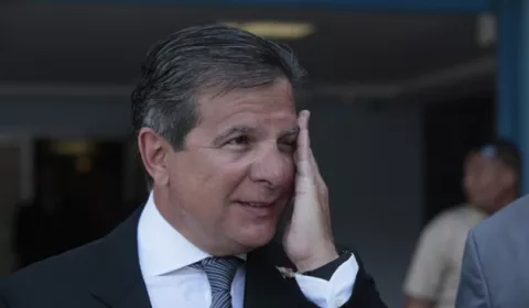 Cuñado de los Varela monopolizó contrato de localización de barcos