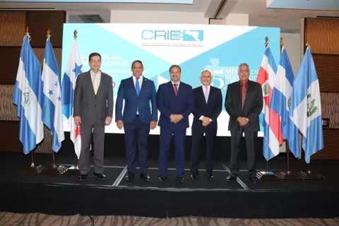 Países de Centroamérica analizan los retos y evolución del mercado eléctrico