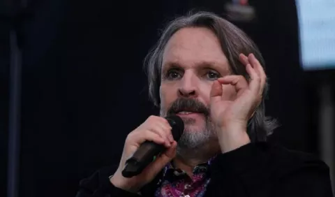 Miguel Bosé, la pandemia le  quitó su carrera