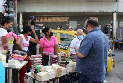 Minsa decomisa más de 100 libras de quesos vencidos y sin registro sanitario en San Miguelito