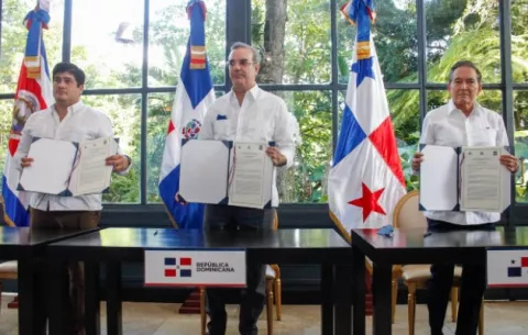 Laurentino Cortizo firma Declaración de Puerto Plata junto a Costa Rica y República Dominicana