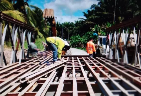 MOP instala puentes vehiculares en el corregimiento de Baco, distrito de Barú