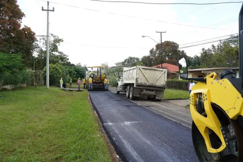 Rehabilitan la calle principal en la comunidad de Quiteño en David, Chiriquí