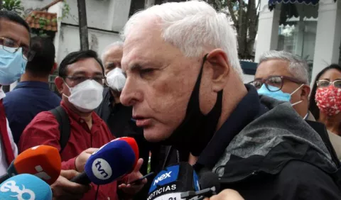 Foco miente  y hace campaña 'sucia' contra Ricardo Martinelli 